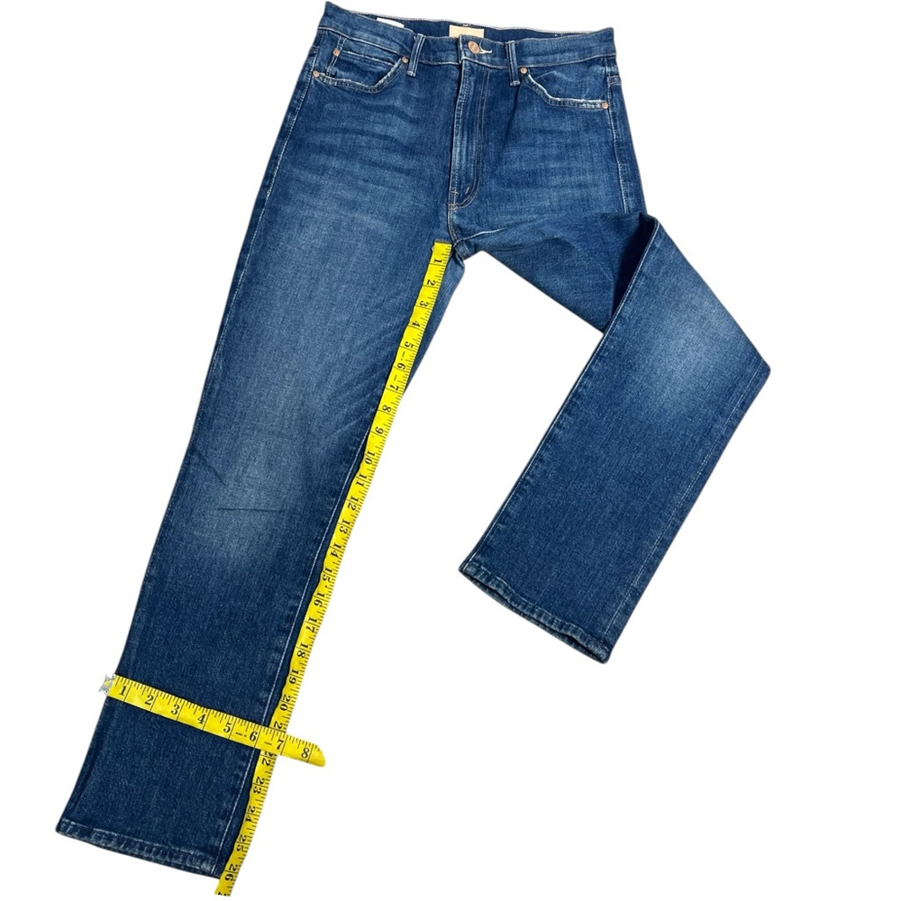 Mother Denim - The Swooner Rascal Straight Leg Ankle Jean in Where is my Mind 26 - Picture 4 of 10